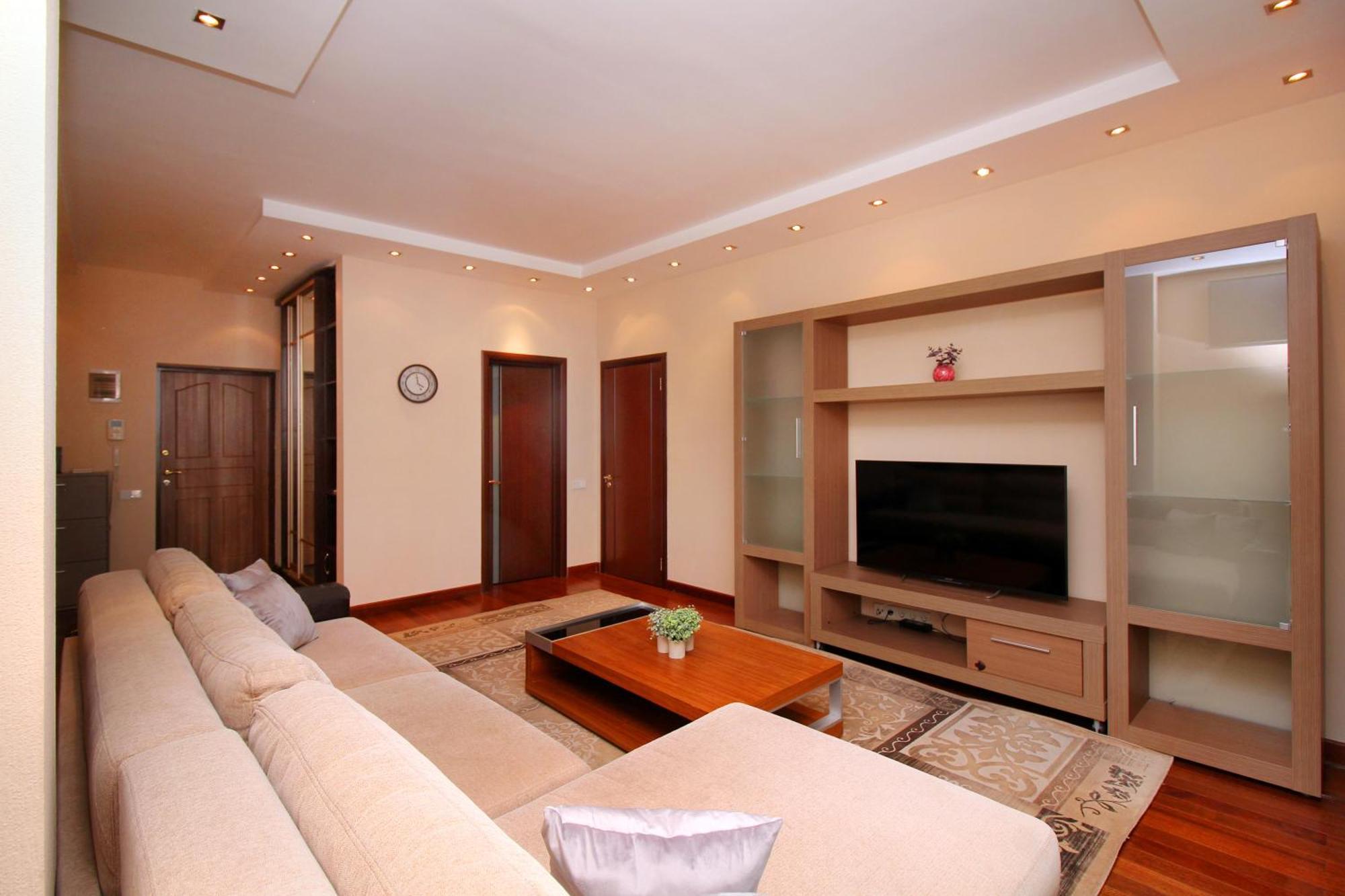 Роскошные Апартаменты На Набережной Almaty Exterior foto